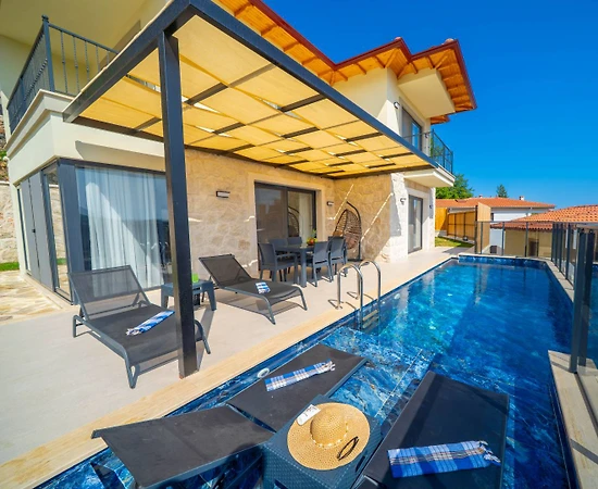 Kaş Çukurbağ'da Huzurlu Doğada, Özel Havuzlu, Jakuzili Villa - 1