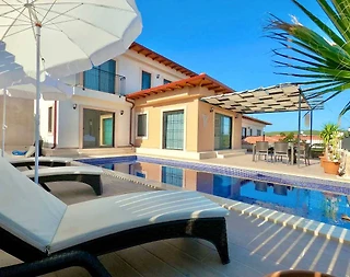 Kaş Çukurbağ'da Kalabalık Ailelere Uygun, Özel Havuzlu, Jakuzili Villa - 1