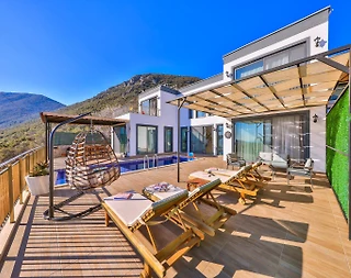 Kaş Çukurbağ'da Yeşillikler İçerisinde, Özel Havuzlu, 2+1 Şık Villa - 1