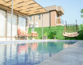 Kaş Andifli'de Modern Tasarımlı, Özel Havuzlu, Bahçeli Villa - 5