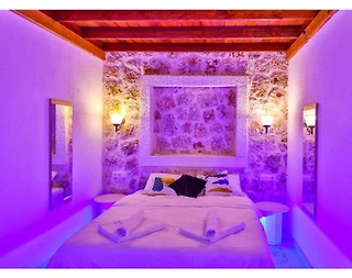 Kaş Çukurbağ'da Modern Tasarımlı, Özel Havuzlu, Korunaklı Villa - 4