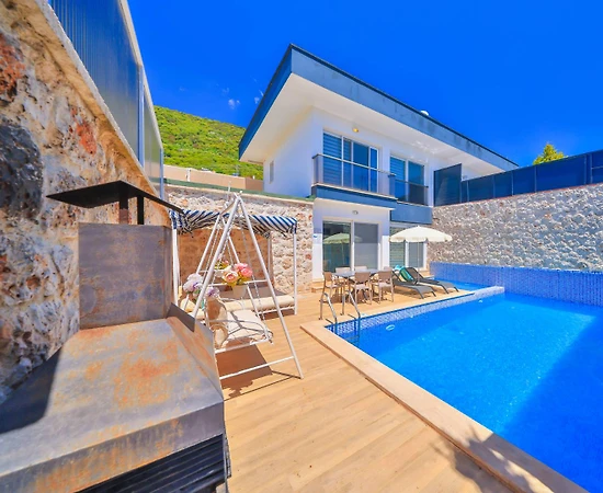 Kaş Çukurbağ'da Modern Tasarımlı, Özel Havuzlu, Lüks Villa - 1