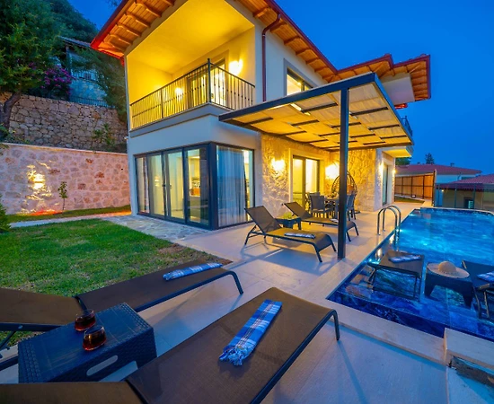 Kaş Çukurbağ'da Ormanın İçerisinde, Özel Havuzlu, 6 Kişilik Villa - 1
