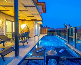Kaş Çukurbağ'da Ormanın İçerisinde, Özel Havuzlu, 6 Kişilik Villa - 3