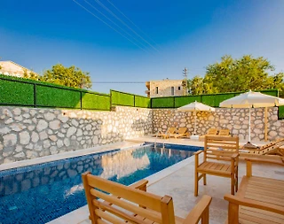 Kaş Andifli'de Şehrin Gürültüsünden Uzakta, Özel Havuzlu, Kiralık Villa - 3