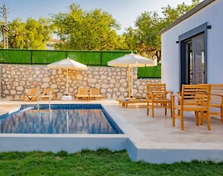 Kaş Andifli'de Şehrin Gürültüsünden Uzakta, Özel Havuzlu, Kiralık Villa - 2