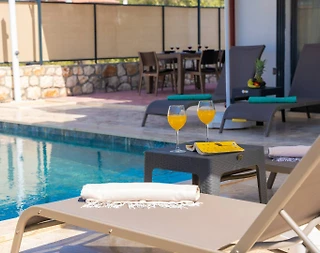 Kaş Andifli'de Yeşilliklerle Dolu Doğada, Özel Havuzlu, Modern Villa - 4