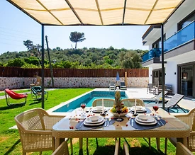 Kaş Gelemiş'te Yeşillikler İçerisinde, Özel Havuzlu, Lüks Villa - 3