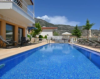 Kaş Gelemiş'de Deniz Manzaralı, Özel Havuzlu, Geniş Villa  - 4