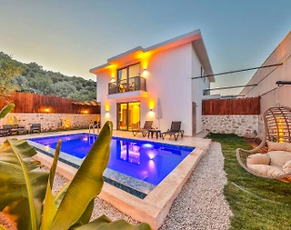 Kaş Gelemiş'de Doğa İçinde, Özel Havuzlu, Muhafazakar Villa  - 1