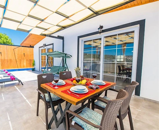 Kaş Gelemiş'te Balayı Çiftlerine Uygun, Özel Havuzlu, 4 Kişilik Villa - 1