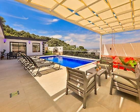 Kaş Gelemiş'te Doğa İçerisinde, Özel Havuzlu, Ferah Villa - 2