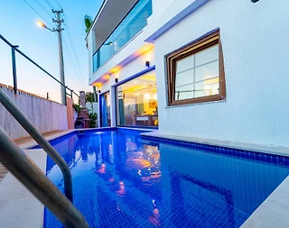 Kaş Gelemiş'te Enfes Doğada, Özel Havuzlu, Olanaklı Villa - 2