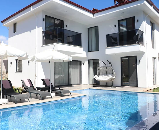 Kaş Gelemiş'te Sakin Konumda, Özel Havuzlu, 4 Kişilik Villa - 1