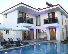 Kaş Gelemiş'te Sakin Konumda, Özel Havuzlu, 4 Kişilik Villa - 2