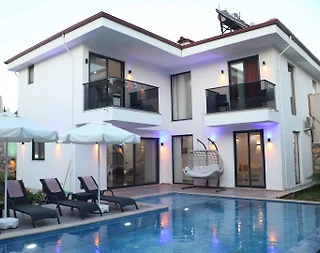 Kaş Gelemiş'te Sakin Konumda, Özel Havuzlu, 4 Kişilik Villa - 2