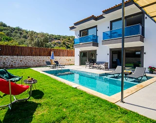 Kaş Gelemiş'te Yeşillikler İçerisinde, Özel Havuzlu, Jakuzili Villa - 1
