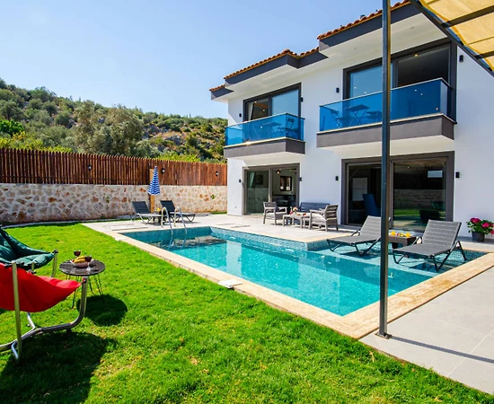 Kaş Gelemiş'te Yeşillikler İçerisinde, Özel Havuzlu, Jakuzili Villa - 1