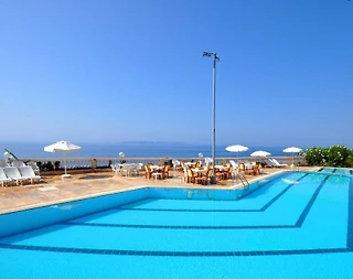 Kaş Gökçeören'de 6 Kişilik, Ortak Havuzlu, Deniz Manzaralı Villa - 4