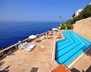 Kaş Gökçeören'de 6 Kişilik, Ortak Havuzlu, Deniz Manzaralı Villa - 5