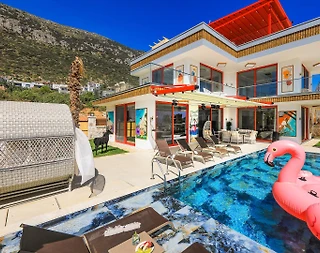 Kaş Gökçeören'de Deniz Manzaralı, Özel Havuzlu, Lüks Tasarımlı Villa - 2