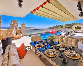 Kaş Gökçeören'de Deniz Manzaralı, Özel Havuzlu, Lüks Tasarımlı Villa - 3