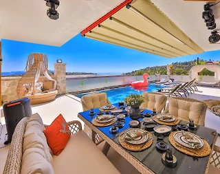 Kaş Gökçeören'de Deniz Manzaralı, Özel Havuzlu, Lüks Tasarımlı Villa - 3