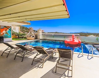 Kaş Gökçeören'de Deniz Manzaralı, Özel Havuzlu, Lüks Tasarımlı Villa - 4