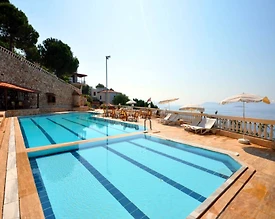 Kaş Gökçeören'de Geniş Ailelere Uygun, Ortak Havuzlu, Kiralık Villa - 3