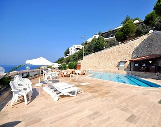 Kaş Gökçeören'de Geniş Ailelere Uygun, Ortak Havuzlu, Kiralık Villa - 4