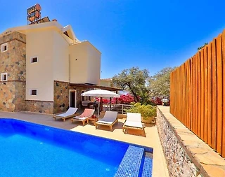 Kaş Gökseki'de Kalabalık Ailelere Uygun, Özel Havuzlu, Kiralık Villa - 1