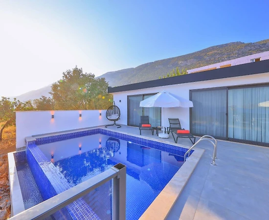 Kaş Gökseki'de Doğa İçerisinde, Özel Havuzlu, 2 Kişilik Villa - 1