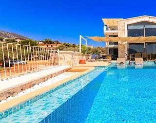 Kaş Gökseki'de Deniz ve Doğa Manzaralı, Özel Havuzlu, Lüks Villa - 2