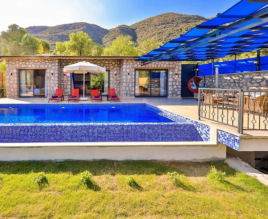 Kaş Hacıoğlan'da Muhteşem Doğa İçerisinde, Özel Havuzlu, Bahçeli Villa - 1