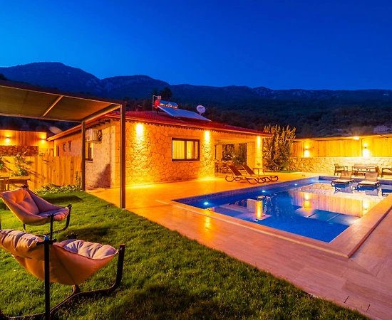 Kaş Hacıoğlan'da Muhteşem Doğada, Özel Havuzlu, Taş Villa - 1