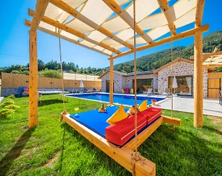 Kaş Hacıoğlan'da Otantik Mimarili, Özel Havuzlu, Lüks Taş Villa - 1