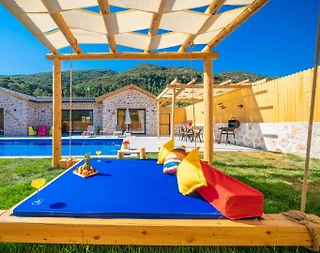 Kaş Hacıoğlan'da Otantik Mimarili, Özel Havuzlu, Lüks Taş Villa - 3