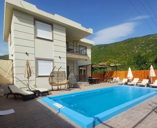 Kaş İkizce'de Geniş Ailelere Uygun, Özel Havuzlu, Kiralık Villa - 1