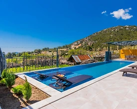 Kaş İkizce'de Huzurlu Doğada, Özel Havuz, Jakuzili Villa - 3