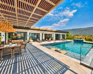 Kaş İkizce'de Muhteşem Doğada, Özel Havuzlu, Olanaklı Villa - 1