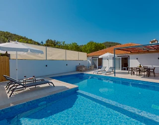 Kaş İkizce'de Sakin Konumda, Özel Havuzlu, 2+1 Villa - 2