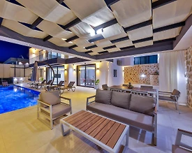 Kaş İncebel'de Huzurlu Doğada, Özel Havuzlu, Lüks Villa - 3