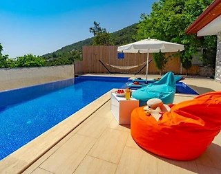 Kaş İslamlar'da Sessiz Konumda, Özel Havuzlu, Balayı Villası - 2