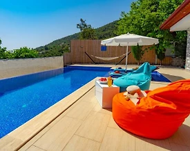 Kaş İslamlar'da Sessiz Konumda, Özel Havuzlu, Balayı Villası - 2