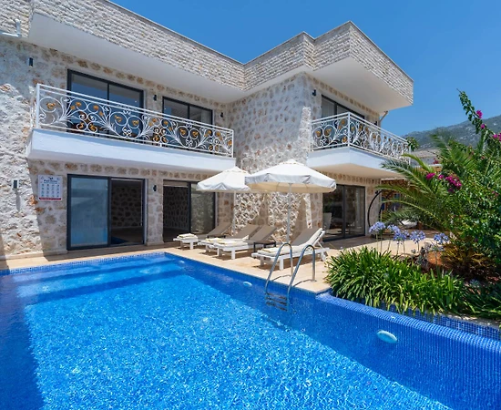 Kaş İslamlar'da Balayı Çiftlerine Uygun, Özel Havuzlu, 2+1 Villa - 1