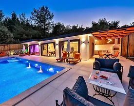 Kaş İslamlar'da Balayı Çiftlerine Uygun, Özel Havuzlu, Kiralık Villa - 2