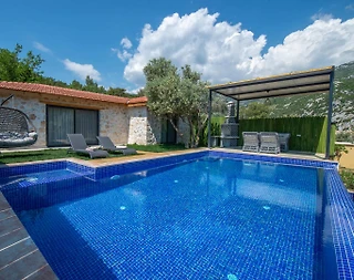 Kaş İslamlar'da Balayı Çiftlerine Uygun, Özel Havuzlu, Jakuzili Villa - 1
