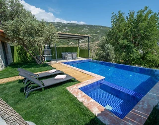 Kaş İslamlar'da Balayı Çiftlerine Uygun, Özel Havuzlu, Jakuzili Villa - 2