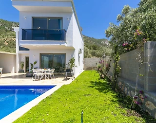 Kaş İslamlar'da Balayı Çiftlerine Uygun, Özel Havuzlu, Kiralık Villa - 1