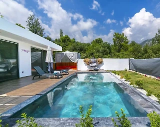 Kaş İslamlar'da Balayı Çiftlerine Uygun, Özel Havuzlu, Modern Villa - 2